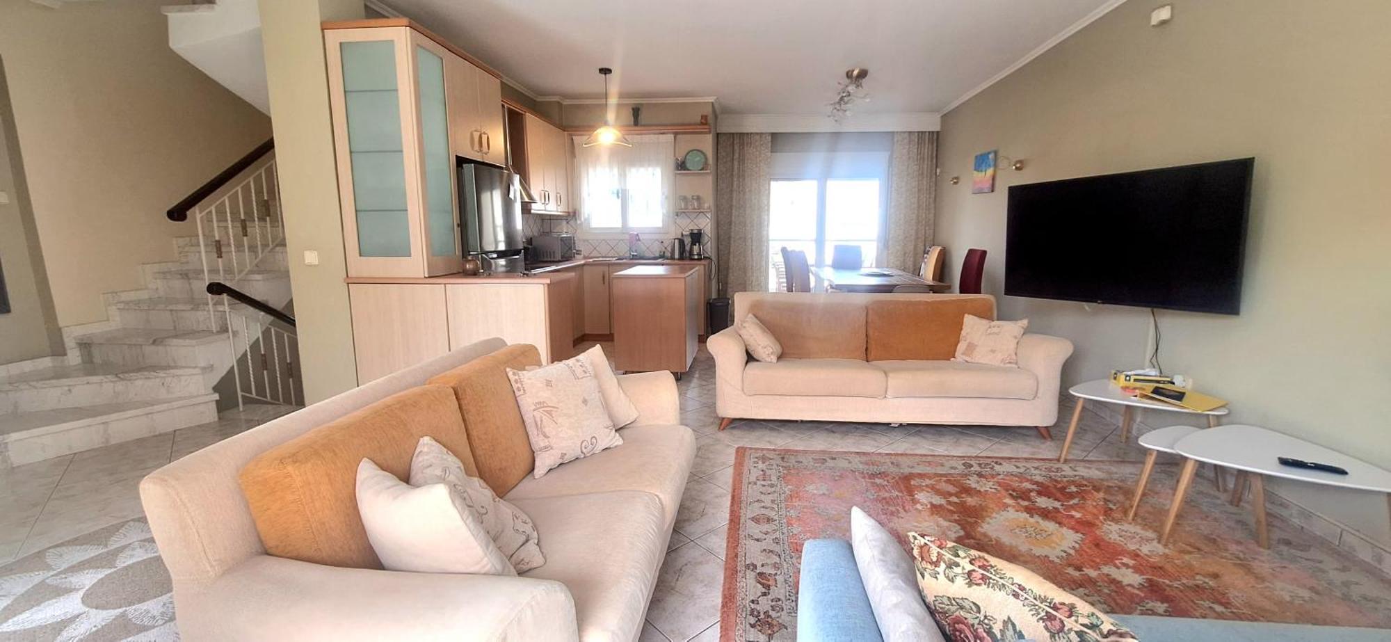 The Golden Guest House Peraía المظهر الخارجي الصورة